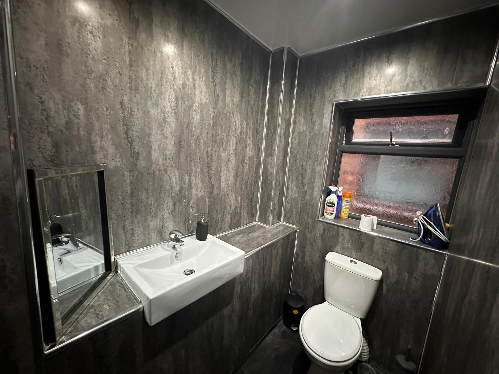 Spacious Double Near Train Station Birmingham Bagian luar foto