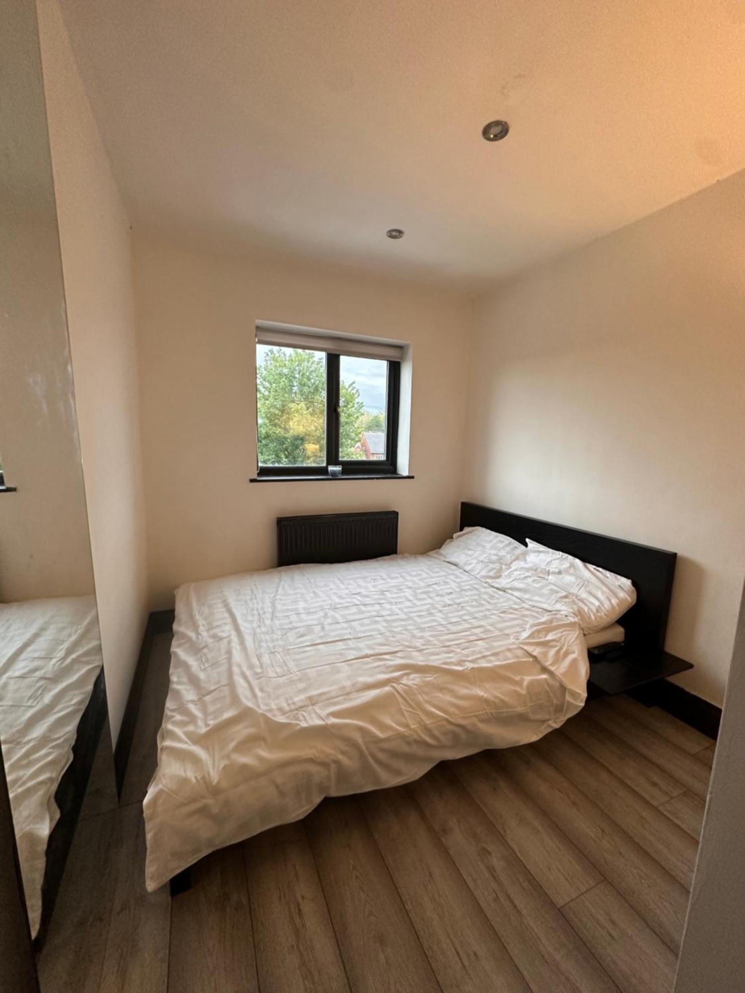 Spacious Double Near Train Station Birmingham Bagian luar foto